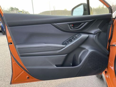 Used 2019 Subaru Crosstrek 2.0i Premium w/ Moonroof Package image 5