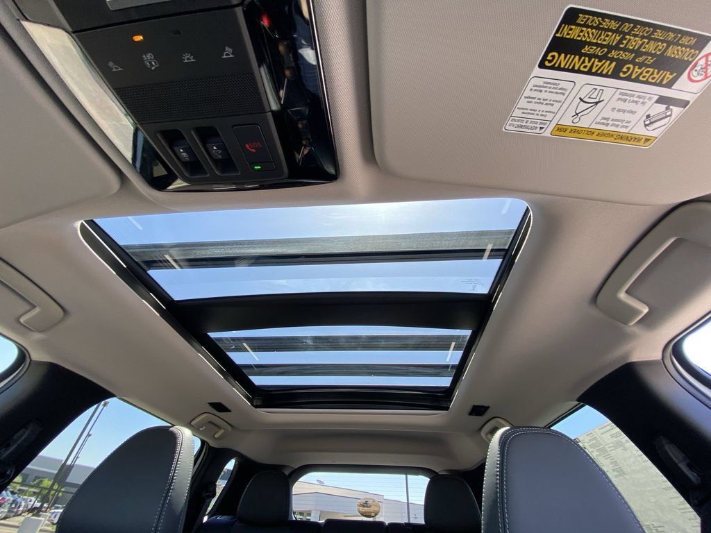 New 2026 Mitsubishi Outlander AWD image 15