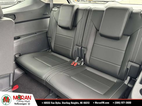 Used 2023 Volkswagen Atlas SEL AWD/4WD image 12