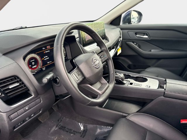 Used 2026 Nissan Rogue SL FWD image 21