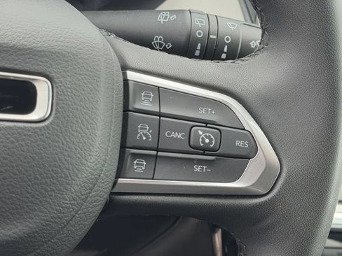 Used 2025 Jeep Compass Limited AWD/4WD image 27
