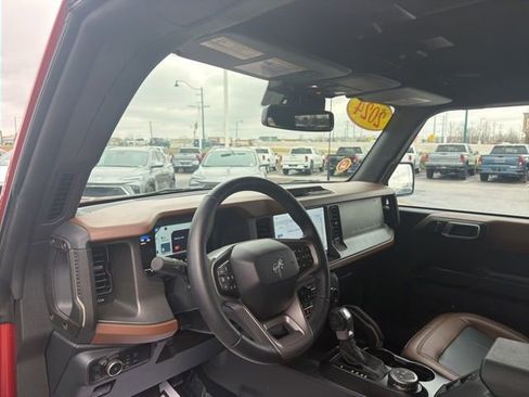 Used 2024 Ford Bronco Outer Banks image 18