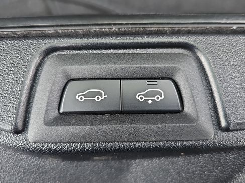 Used 2023 BMW X5 xDrive45e w/ Climate Comfort Package image 13