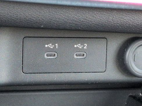 Certified 2025 Nissan Rogue SV w/ SV Premium Package FWD image 24