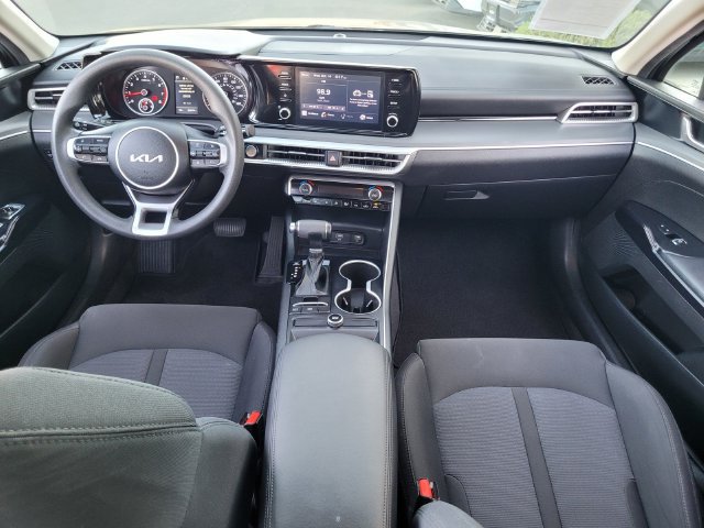 Certified 2022 Kia K5 LXS FWD image 17