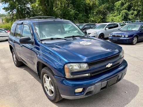 Used 2004 Chevrolet TrailBlazer LT w/ LT Package 1 AWD/4WD image 1