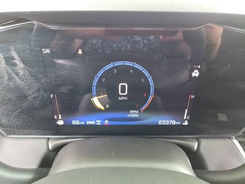 Used 2025 Chevrolet TrailBlazer LT AWD/4WD image 15