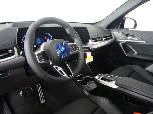 Used 2026 BMW X1 xDrive28i w/ Technology Package image 12