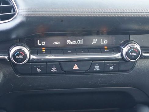 Used 2022 MAZDA MAZDA3 s image 25