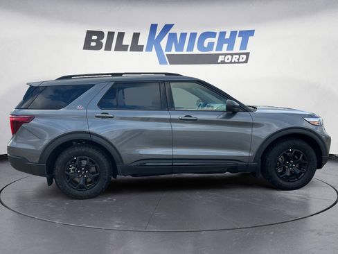 Used 2022 Ford Explorer Timberline image 6