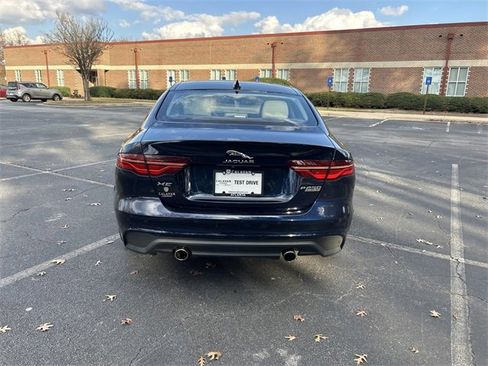 Used 2020 Jaguar XE S image 17