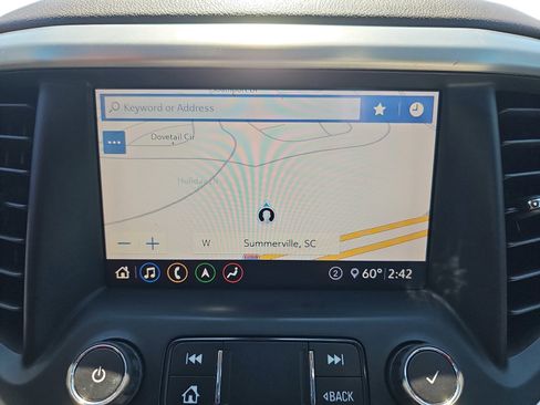 Used 2020 GMC Acadia SLT FWD image 19