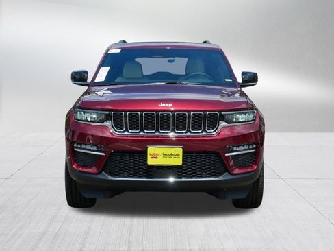 New 2025 Jeep Grand Cherokee Limited w/ Luxury Tech Group II image 2