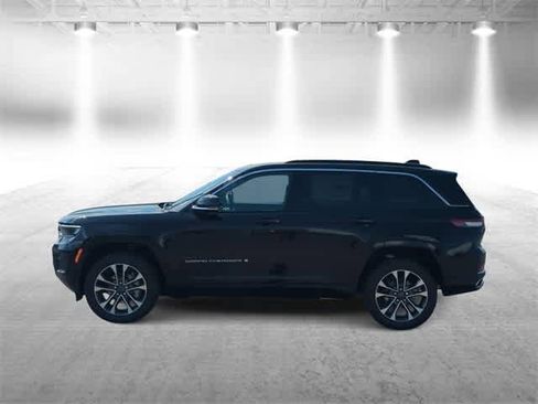 New 2025 Jeep Grand Cherokee Overland w/ Trailer Tow Package image 5