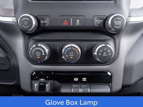Used 2024 RAM 2500 Big Horn AWD/4WD image 27