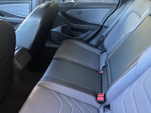 Used 2025 Volkswagen Jetta GLI Autobahn FWD image 12