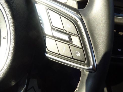 Used 2025 Buick Envision Preferred image 21