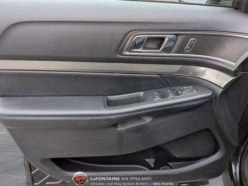 Used 2019 Ford Explorer XLT w/ Equipment Group 202A FWD image 14