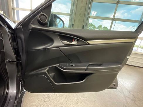 Used 2020 Honda Civic Sport image 21