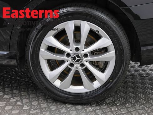 Used 2020 Mercedes-Benz C 300 4MATIC Sedan image 34