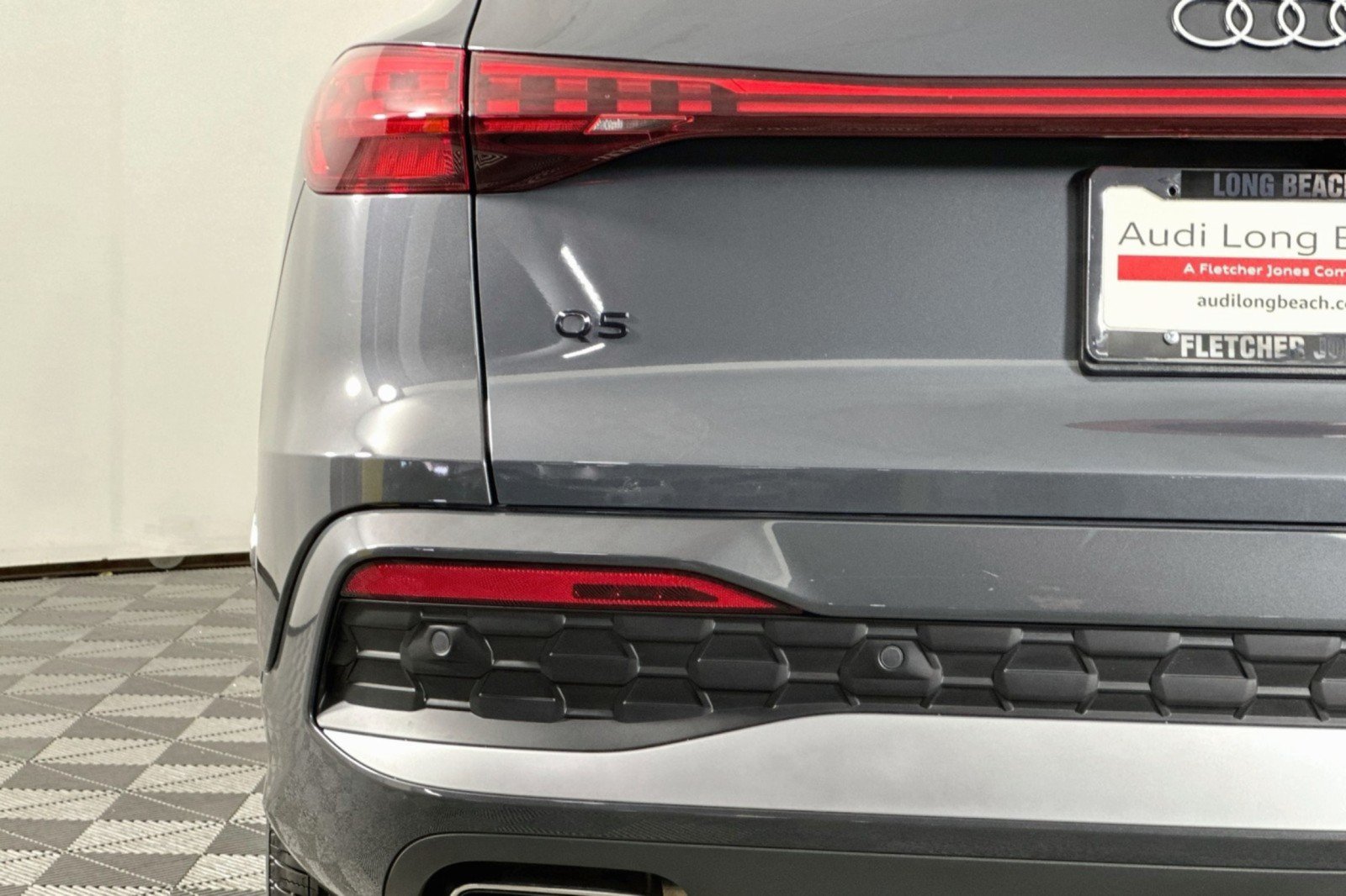Used 2026 Audi Q5 Premium Plus w/ Premium Plus AWD/4WD image 17
