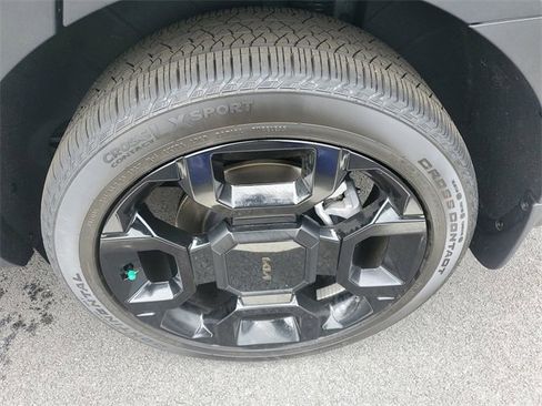 Certified 2025 Kia Sorento SX Prestige w/ Sage Leather Package image 8