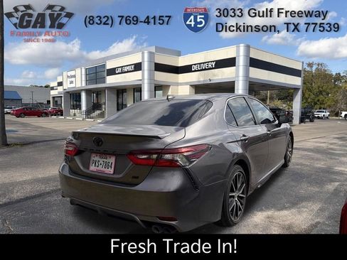 Used 2021 Toyota Camry SE image 8