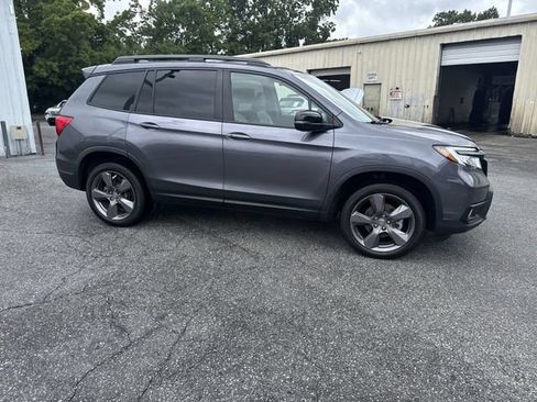 Used 2021 Honda Passport Touring image 4
