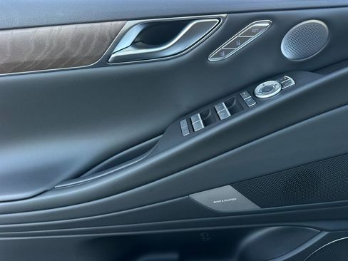 New 2026 Genesis G80 2.5T Advanced image 11