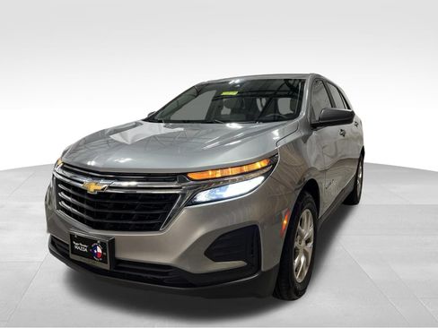 Used 2023 Chevrolet Equinox LS FWD image 1