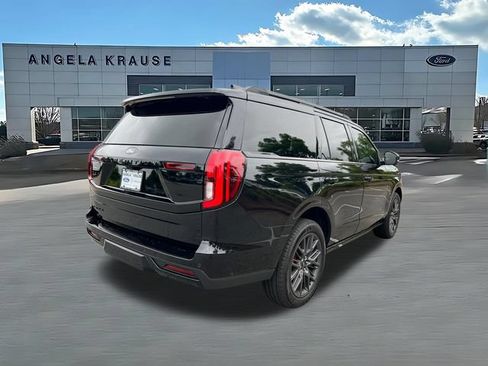 Used 2025 Ford Expedition Platinum w/ Stealth Performance Package AWD/4WD image 8