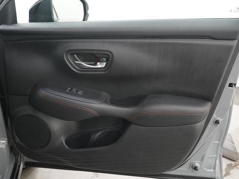Used 2024 Honda HR-V Sport image 11