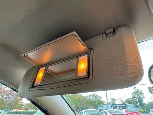 Used 2010 Chevrolet Malibu LT w/ Interface Package image 26