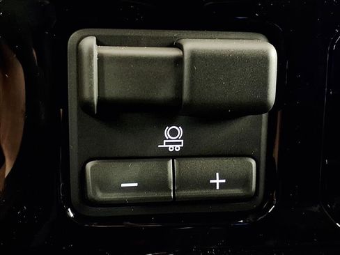 New 2026 GMC Sierra 2500 SLT image 22