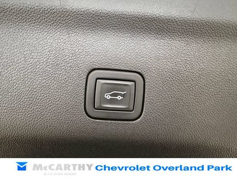 Used 2024 GMC Yukon Denali AWD/4WD image 34