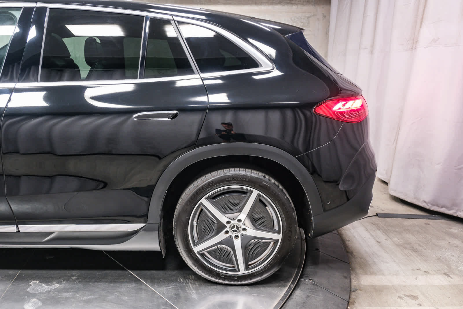 Certified 2023 Mercedes-Benz EQE 500 4MATIC SUV image 8