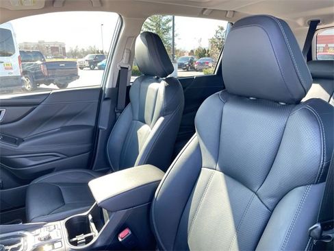 Used 2021 Subaru Forester Touring image 11