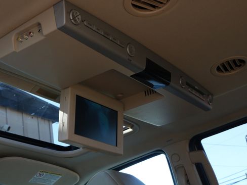 Used 2008 Lincoln Navigator 4WD image 37