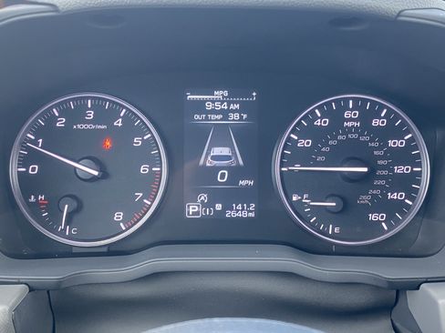 Certified 2025 Subaru Crosstrek 2.5i Limited w/ Crosstrek Mirror Package image 11