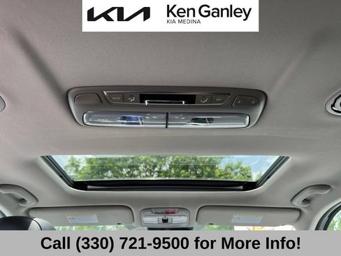 Certified 2024 Kia Telluride S w/ S Sunroof Package AWD/4WD image 47