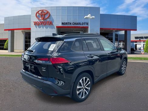 Used 2024 Toyota Corolla Cross XLE w/ Convenience Package AWD/4WD image 8
