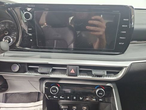 Used 2024 Kia K5 GT-Line image 19