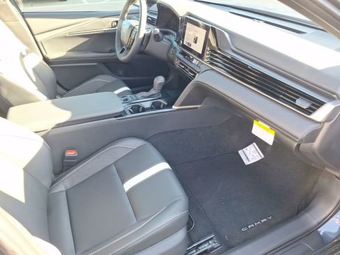 Used 2026 Toyota Camry SE image 33