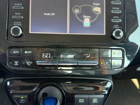 Used 2020 Toyota Prius XLE w/ Advanced Technology Package AWD/4WD image 19