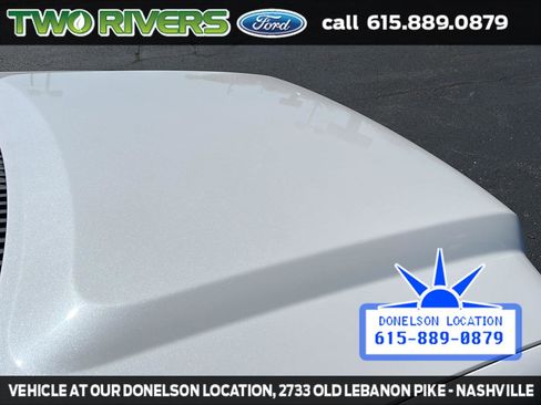 Used 2015 Ford Expedition XLT w/ Equipment Group 202A image 11