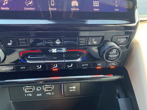 New 2025 Jeep Grand Cherokee Limited RWD image 30