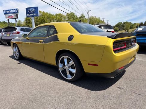Used 2021 Dodge Challenger R/T Scat Pack w/ T/A Package RWD image 5