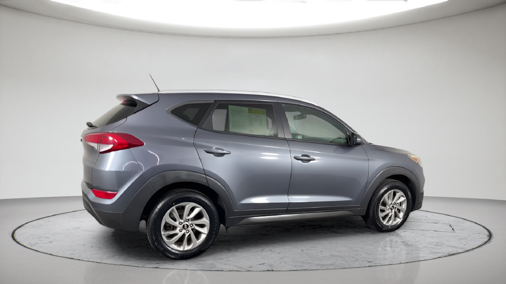 Used 2016 Hyundai Tucson SE w/ Option Group 02 FWD image 6