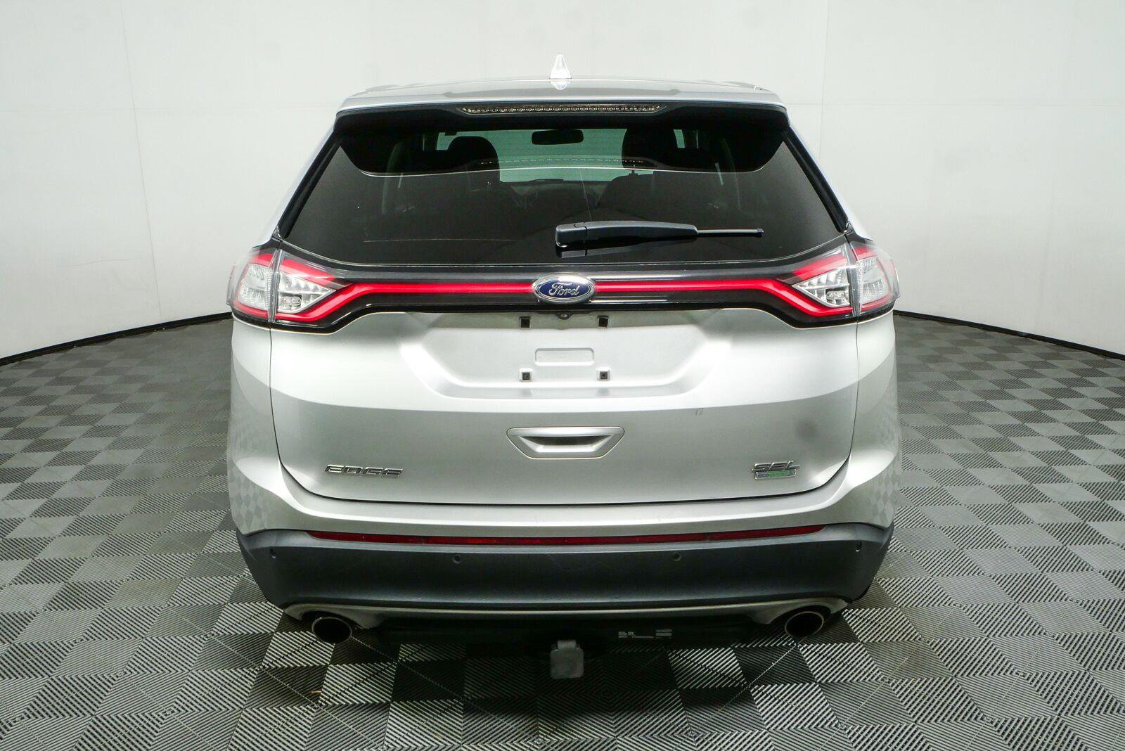 Used 2015 Ford Edge SEL w/ Equipment Group 201A FWD image 25