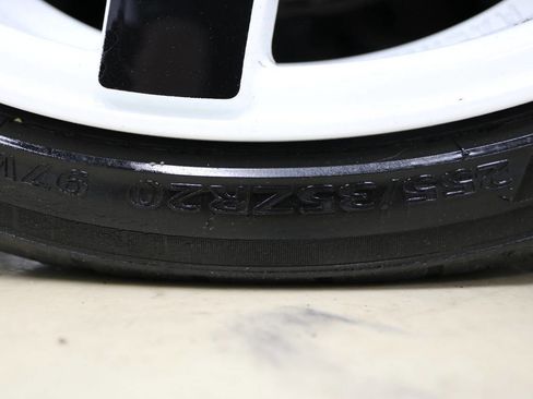 Used 2013 Mercedes-Benz S 550 4MATIC w/ Sport Pkg image 72